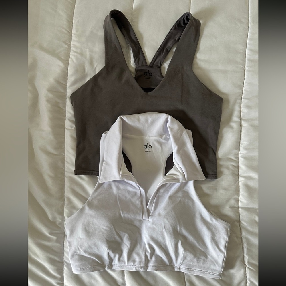 Alo Yoga Tank Bundle Size L